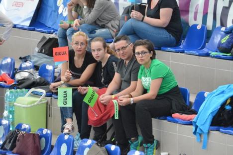 Recorduri la Swimathon: Aproape 400 de înotători şi peste 210.000 lei strânşi pentru 23 de proiecte de bine (FOTO/VIDEO)