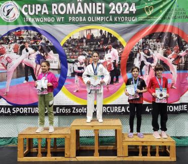 Patru medalii pentru tinerii sportivi de la White Lion Oradea la importante competiții de taekwondo WT (FOTO)