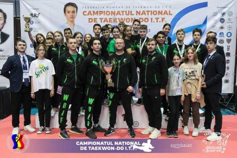27 de medalii pentru tinerii sportivi ai clubului Wolf Oradea la Campionatul Naţional de Taekwon-do ITF pentru juniori II şi III