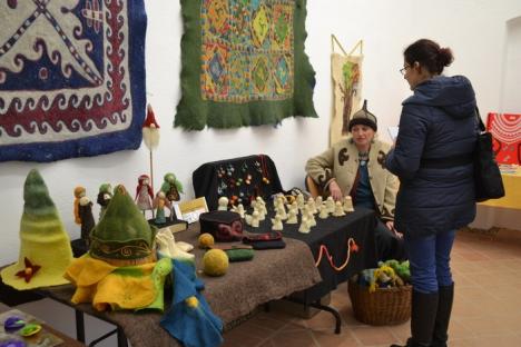 Cetatea luminiţelor: Moşuleţii au deschis prima ediţie a Târgului de Crăciun din Oradea (FOTO / VIDEO)