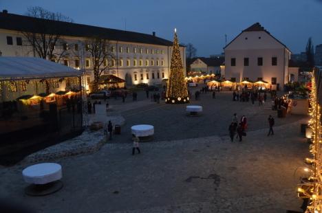 Cetate în dar: După 7 ani de lucrări, în prag de Crăciun, Cetatea Oradea se deschide oficial în faţa vizitatorilor (FOTO)