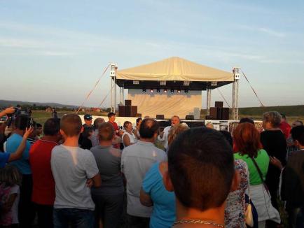 A început Târgul Corvinilor, la Lugașu de Jos! (FOTO)