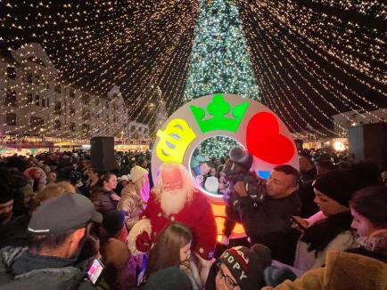 „Să înceapă magia!”: Târgul de Crăciun din Oradea a fost deschis. Luminițele de sărbătoare au fost aprinse în prezența lui Moș Crăciun (FOTO/VIDEO)