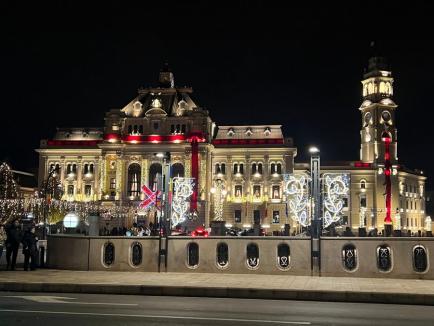 „Să înceapă magia!”: Târgul de Crăciun din Oradea a fost deschis. Luminițele de sărbătoare au fost aprinse în prezența lui Moș Crăciun (FOTO/VIDEO)