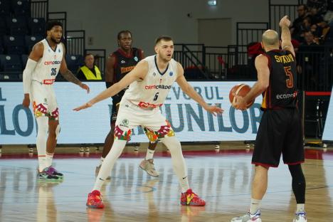 Veste bună pentru fanii CSM: lituanianul Donatas Tarolis şi-a prelungit contractul cu echipa orădeană de baschet