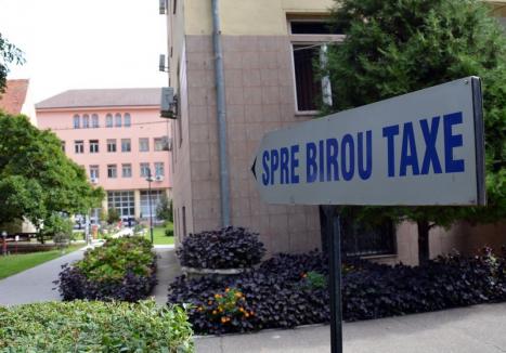 Universitatea din Oradea a aprobat un plafon minim de taxe. În replică, studenţii au pus pe hârtie minusurile facultăţilor