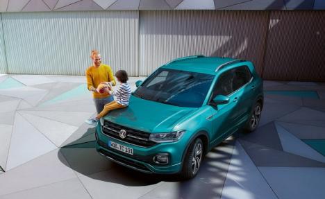 T-Cross, cel mai nou SUV Volkswagen, în showroom D&C Oradea (FOTO)