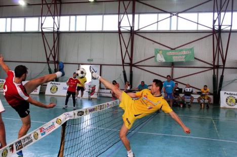 Calificaţi în play-off-ul Interligii, sportivii de la Tengo Salonta revin la jocurile din campionatul intern (FOTO)