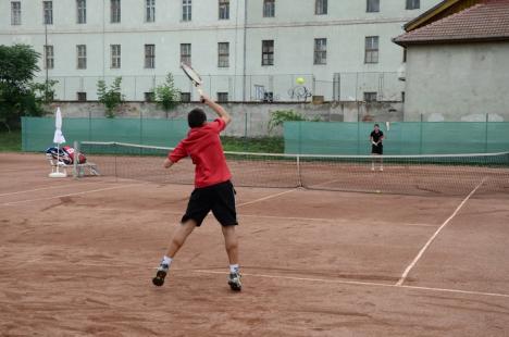 Proiectul "Primii paşi în tenis" va continua la Arena Voinţa