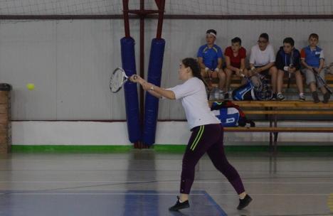 Trofeul 'Micii tenismeni', ediţia a IV-a, a inaugurat noua bază de tenis din Şuncuiuş