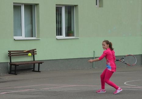 Trofeul 'Micii tenismeni', ediţia a IV-a, a inaugurat noua bază de tenis din Şuncuiuş