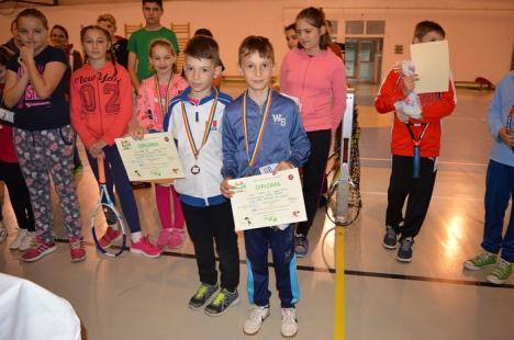 Trofeul 'Micii tenismeni', ediţia a IV-a, a inaugurat noua bază de tenis din Şuncuiuş