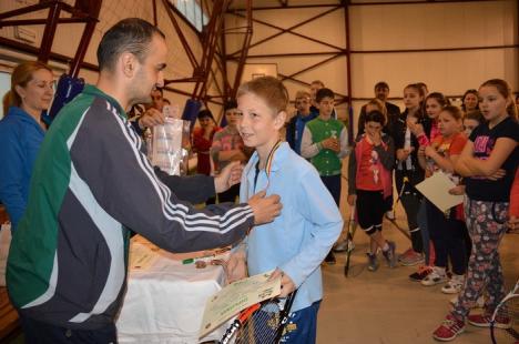 Trofeul 'Micii tenismeni', ediţia a IV-a, a inaugurat noua bază de tenis din Şuncuiuş