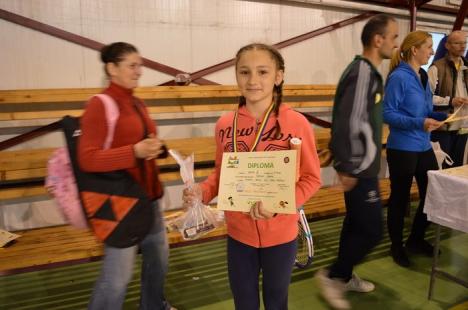 Trofeul 'Micii tenismeni', ediţia a IV-a, a inaugurat noua bază de tenis din Şuncuiuş