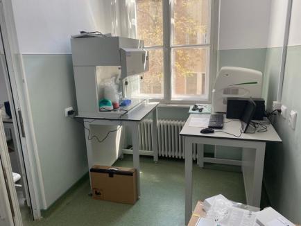 Capacitatea de testare Covid din Oradea se dublează: al doilea analizor PCR a fost instalat într-un laborator al Spitalului Judeţean (FOTO)
