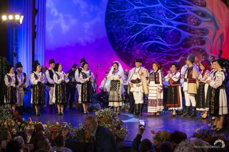 Două spectacole Tezaur Folcloric la Oradea: Orchestra Crișana sărbătorește 70 de ani de la înfiinţare (VIDEO)