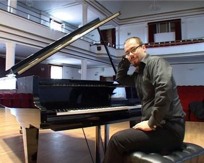 Nişte artişti... Pianistul Zoltan Thurzo, cercetat pentru absenţe la Facultatea de Muzică