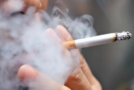 Dependenţa de nicotină: Cum ajungi să tragi în piept peste 4.000 de substanţe