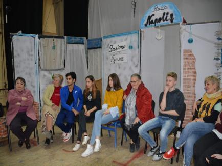 Comedia s-a născut la sat: O comună din Bihor are o trupă de teatru în toată regula (FOTO / VIDEO)