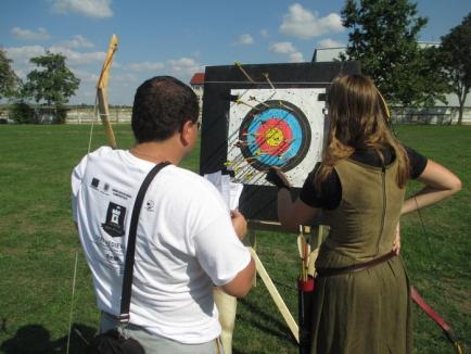 Etapa a II-a a Campionatului Judeţean de tir cu arcul s-a desfăşurat, în premieră, la Săcueni