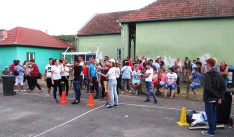 2.000 de copii din Bihor au participat la ateliere de tir cu arcul (FOTO)