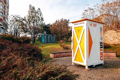 Inovator... de nevoie: Orădeanul Teodor Gomboș a inventat prima toaletă ecologică uscată automată, cu rumeguș în loc de apă (FOTO)