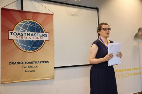 Ești interesat să-ți dezvolți abilitățile de comunicare? Ziua Porților Deschise la Oradea Toastmasters