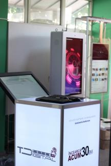 Asistentul tău digital este aproape! O firmă din Bihor vinde echipamente de signalistică digitală, personalizate pentru orice situaţie (FOTO)