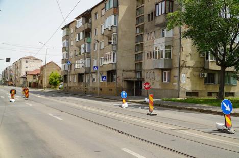 Schimbări majore în traficul din Oradea: Bulevardul Decebal și strada Tudor Vladimirescu, „tăiate” în două de șantierul pasajului subteran (FOTO/VIDEO)