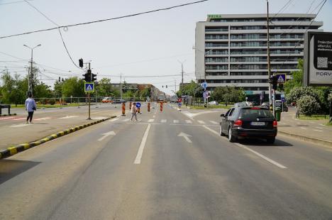 Schimbări majore în traficul din Oradea: Bulevardul Decebal și strada Tudor Vladimirescu, „tăiate” în două de șantierul pasajului subteran (FOTO/VIDEO)