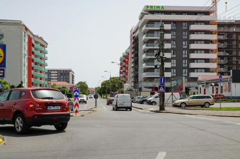 Schimbări majore în traficul din Oradea: Bulevardul Decebal și strada Tudor Vladimirescu, „tăiate” în două de șantierul pasajului subteran (FOTO/VIDEO)