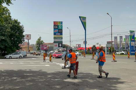 Schimbări majore în traficul din Oradea: Bulevardul Decebal și strada Tudor Vladimirescu, „tăiate” în două de șantierul pasajului subteran (FOTO/VIDEO)