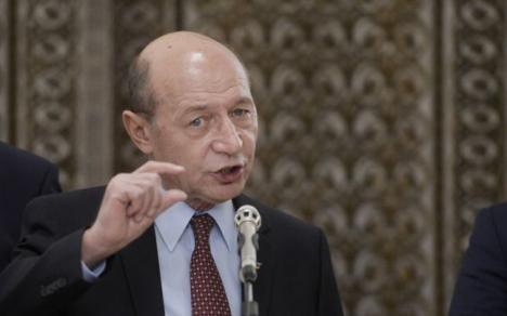 Traian Băsescu, nemulţumit de pensia pe care o primește, 2960 de lei: e „foarte mică”