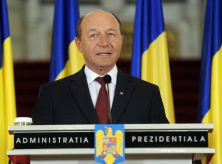 Băsescu: Firea e o "senatoare şantajistă" care aduce ghinion bărbaţilor, iar Ponta e un "procuror ratat"