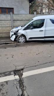 Încă un accident la intersecţia străzilor Traian Lalescu şi Zimbrului din Oradea. Locuitorii pregătesc o petiţie (FOTO/VIDEO)