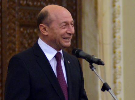 Băsescu: România trebuie asistată de FMI încă 2 ani