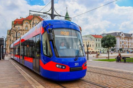 Tramvaiele Astra intră în circulație: sâmbătă, călătorii vor putea merge gratuit cu ele