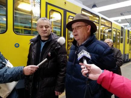 Tramvaiele second-hand Tatra din Berlin, prezentate publicului. Viceprimarul Mircea Mălan: 'Vrem să mai cumpărăm 20' (FOTO/VIDEO)