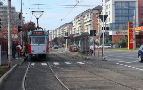 Primele tramvaie care leagă Rogerius de Ioșia au început să circule: Ce spun orădenii despre noua linie (FOTO / VIDEO)