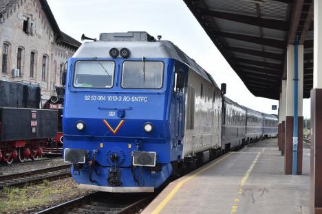 Trenul Inter-Regio 1922 de la Oradea spre litoral, întârziere de peste 7 ore. Ce s-a întâmplat