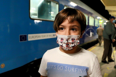 Trenul Connecting Europe Express a fost la Oradea: Peste 100 de persoane l-au aşteptat în Gara Mare (FOTO / VIDEO)