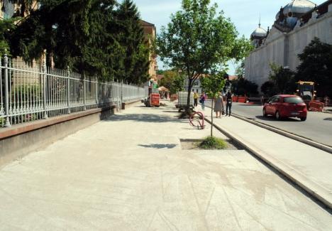 Primăria Oradea: Lărgirea trotuarului din strada Republicii va trebui terminată până la sfârşitul lui iulie (FOTO)