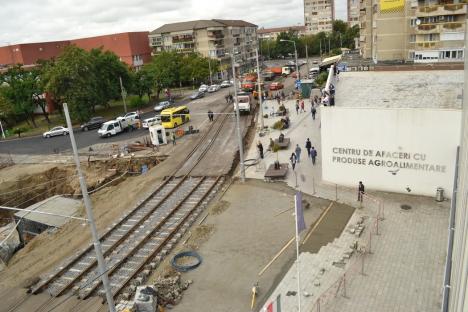 Tunelul de la Piaţa Rogerius îşi dă vineri testul de rezistenţă sub prima garnitură de tramvai (FOTO)