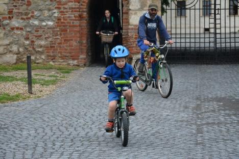 Zilele Sfântului Ladislau au debutat cu o tură pe biciclete din Oradea până în Biharkeresztes (FOTO/VIDEO)