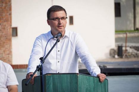 Surprizele UDMR: Senatorul Cseke Attila e „reciclat” să candideze la Primăria Oradea, iar compromisul Pásztor Sándor înlocuit pentru şefia CJ cu un văr de-al lui Szabó Ődőn (FOTO)