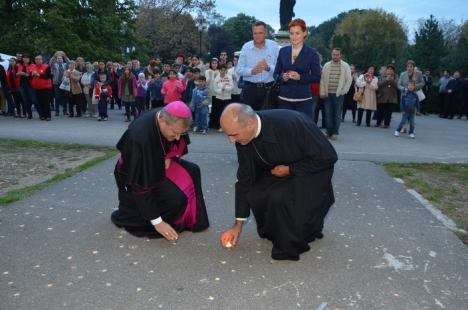 Sute de candele au luminat grădina Palatului Baroc în semn de solidaritate cu cei sărmani (FOTO / VIDEO)