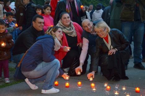 Sute de candele au luminat grădina Palatului Baroc în semn de solidaritate cu cei sărmani (FOTO / VIDEO)