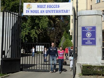 Universitatea din Oradea pregăteşte înscrierile pentru colegiul fără Bac. Studenţii se simt dispreţuiţi