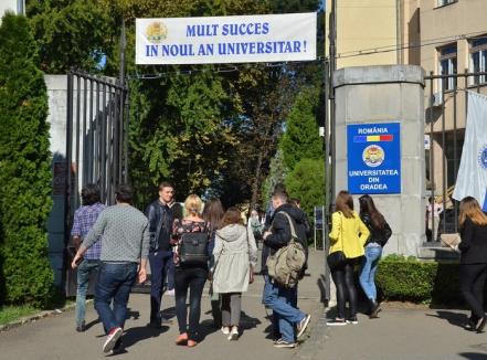 Universitatea din Oradea scoate la concurs 73 de posturi didactice