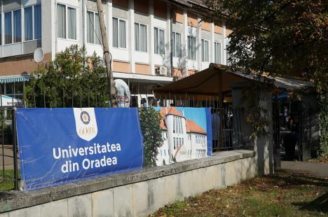 Nu ai dat la facultate? Universitatea din Oradea mai are 205 locuri fără taxă în facultăți